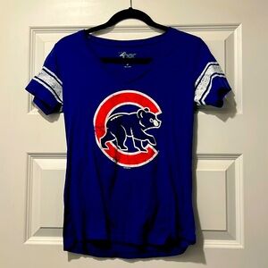 Chicago cubs v neck size s shirt